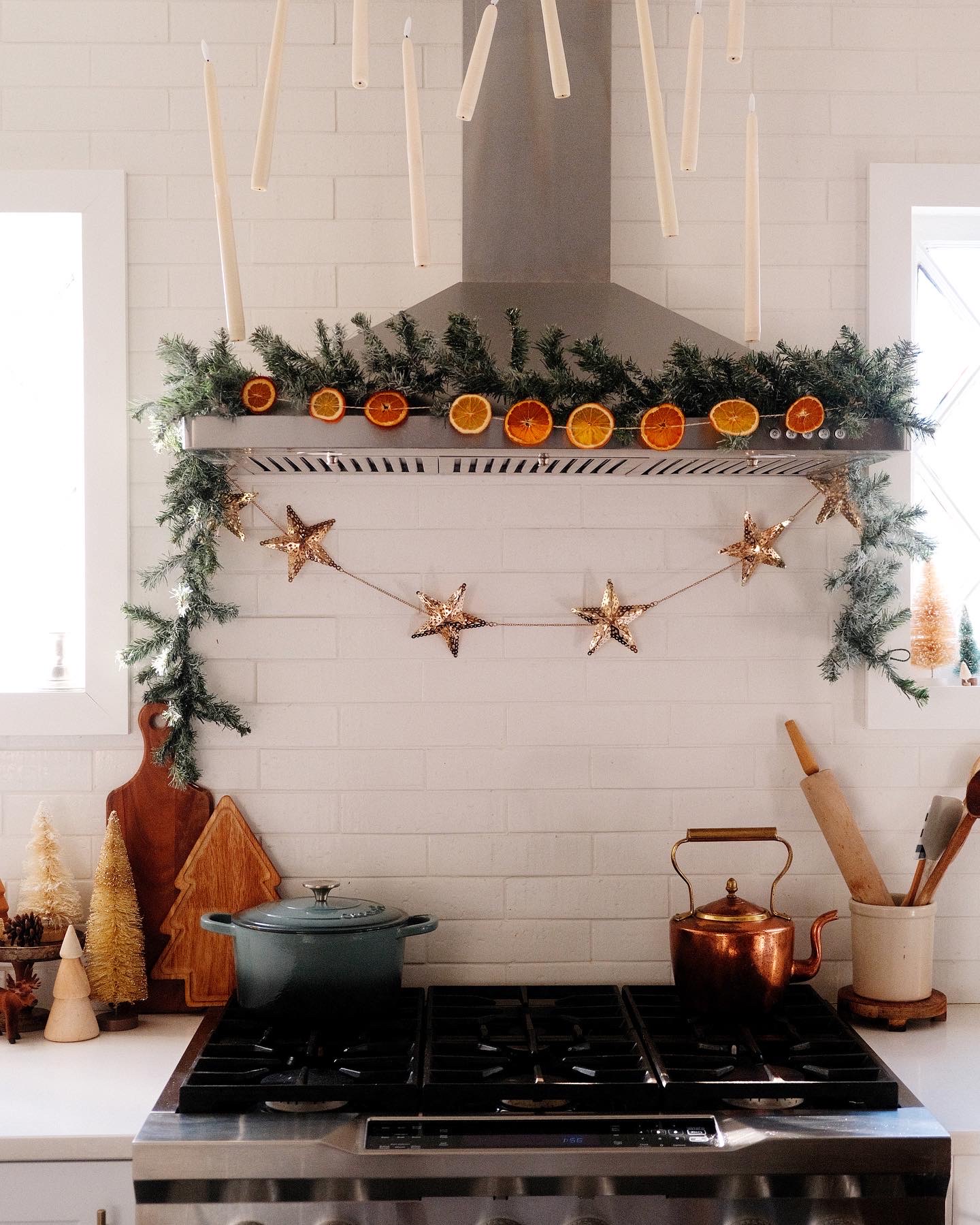 Cozy Christmas Kitchen Decor Josie Michelle Davis