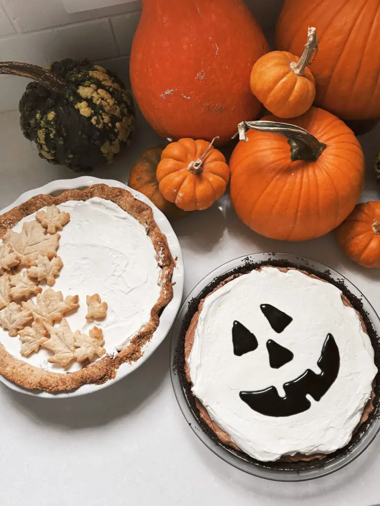 Fall Pies with Jack-O-Lantern face 